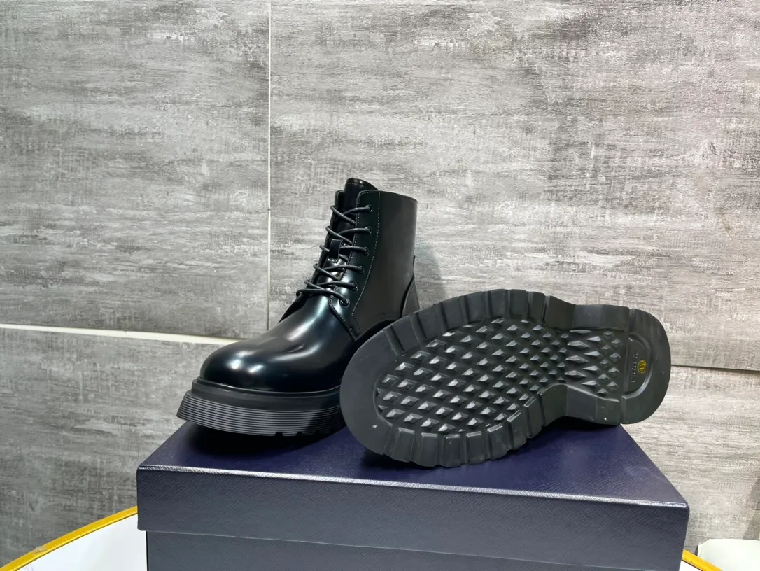 Men's men's shoes 💰820💰 🔥🔥🔥prada derby Prada top version thick-soled derby shoes, lace-up Martin boots, ken same fabric imported open edge beads, cowhide lining, cowhide feet complete set packaging code number 38-46